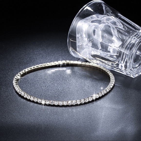Jewelry - ADD TO BUNDLE!  Anklet 1-Layer Crystal Stretch